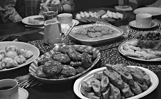 Focus on Life_Monochromatic_cookies_opt