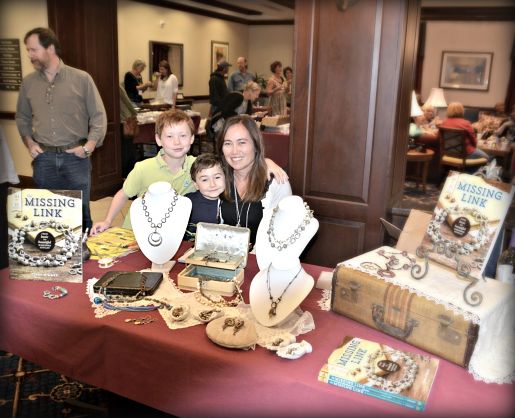 Cindy Wimmer - The Missing Link book signing