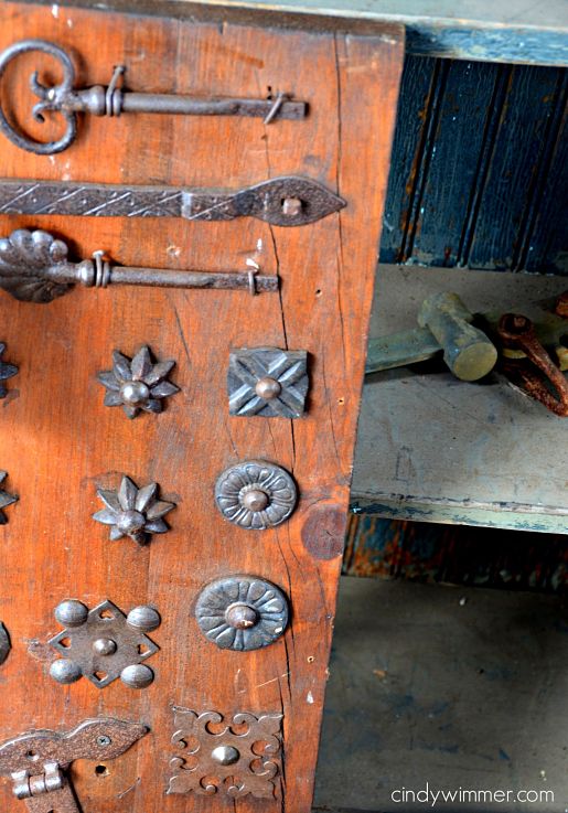 antique hardware and hinges